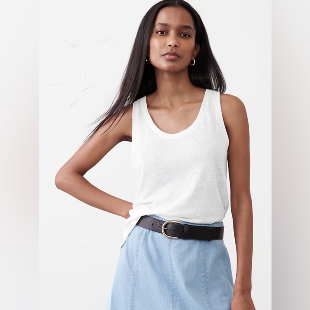 NWT Banana Republic Classic White Linen Blend Tank Top M
